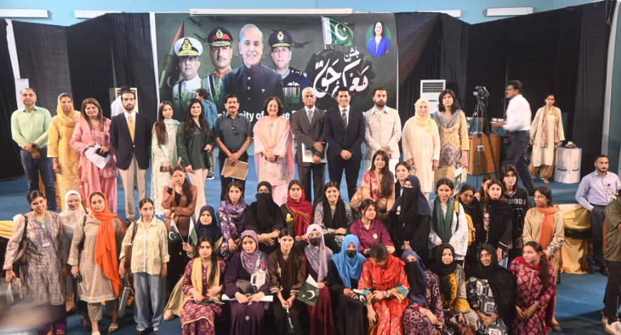 A ceremony was held at the University of Home Economics to mark the first anniversary of 