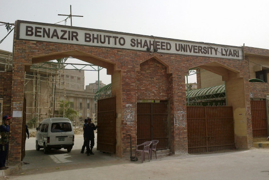 Banazir bhutto shaheed university layari
