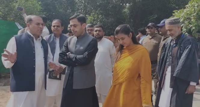 ڈی سی لاہور کیپٹن (ر) محمد علی اعجاز کا گورنمنٹ اقبال ہائی سکول گڑھی شاہو کا دورہ